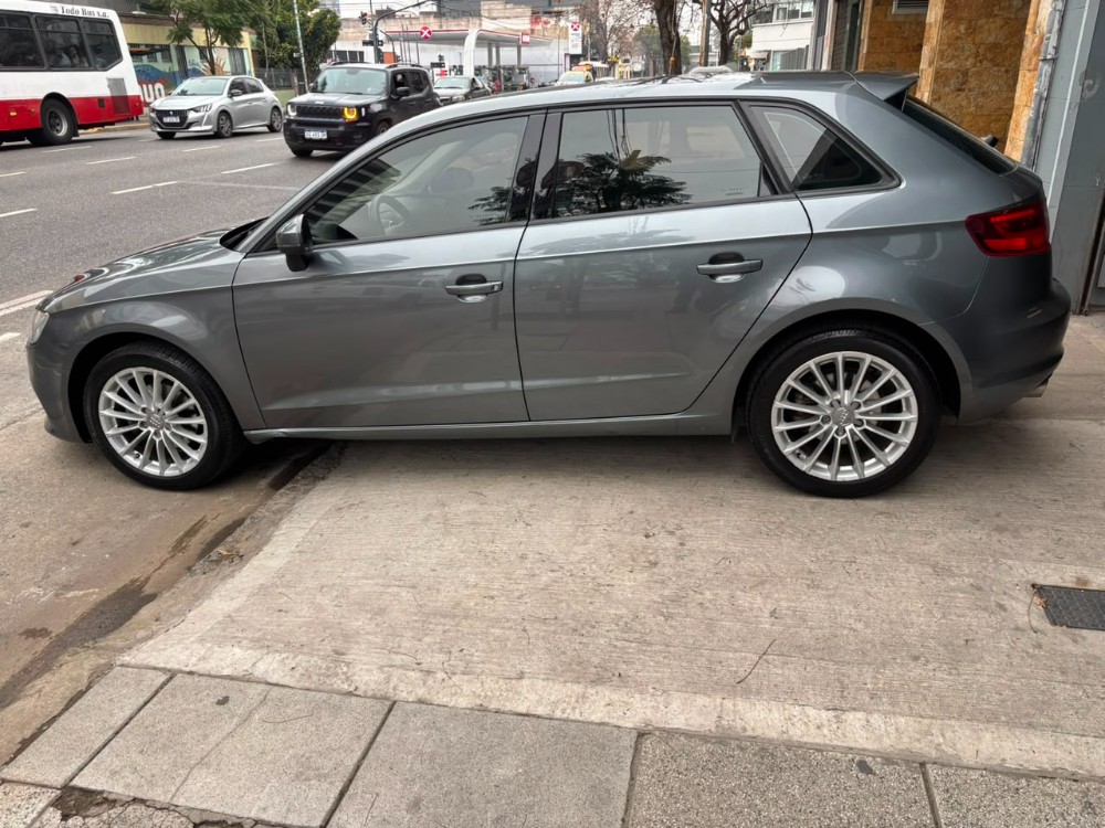 Audi A3 Sportback — foto 2
